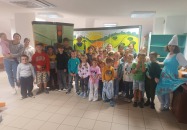 Smerfowaliśmy bezpiecznie! – wakacyjny spektakl teatralny dla najmłodszych