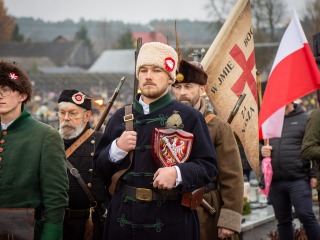 Marsz na Wzgórze Polak 2025 fot. Agnieszka Pawluk, Julia Pawluk