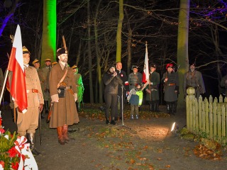 Marsz na Wzgórze Polak 2025 fot. Agnieszka Pawluk, Julia Pawluk