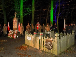 Marsz na Wzgórze Polak 2025 fot. Agnieszka Pawluk, Julia Pawluk